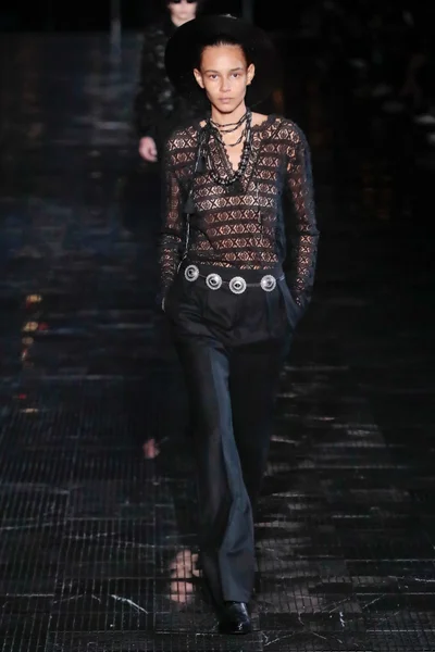 Look 61
